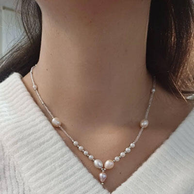 Perlenschmuck ist zeitlos und passt zu allen Styles.
